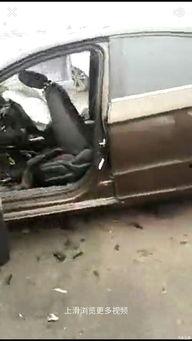 国产奔驰车祸现场视频,事故原因引关注